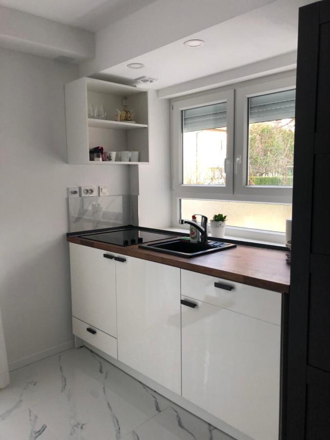 Apartments Nuna คราพินสเก ทอปลิตเซ ภายนอก รูปภาพ
